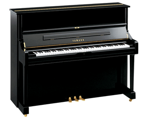 YAMAHA U1 直立式鋼琴，高 121cm，香港最常見的回收型號